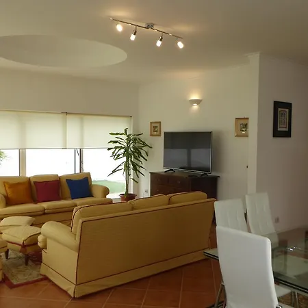 Villa Cip-v3 Verdimar Charneca (Setubal)
